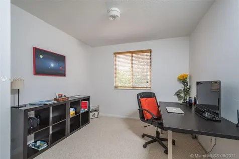 962 Golden Cane Drive Weston FL 33327