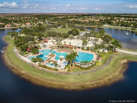 962 Golden Cane Drive Weston FL 33327