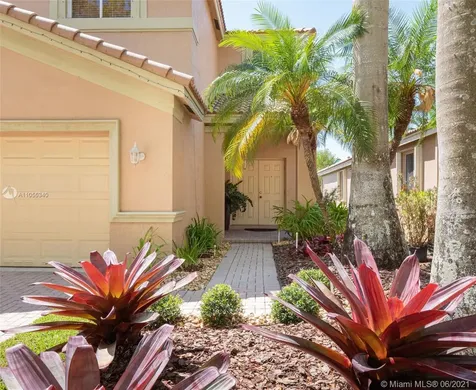 962 Golden Cane Drive Weston FL 33327