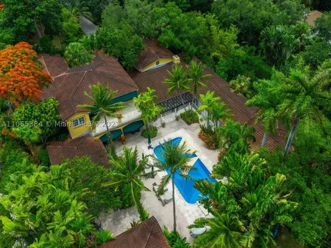 8555 Ponce De Leon Road Miami FL 33143