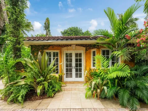 8555 Ponce De Leon Road Miami FL 33143