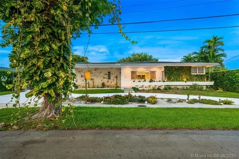 12395 NE 2nd Court North Miami FL 33161
