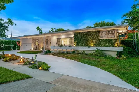 12395 NE 2nd Court North Miami FL 33161
