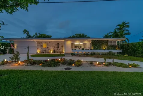 12395 NE 2nd Court North Miami FL 33161