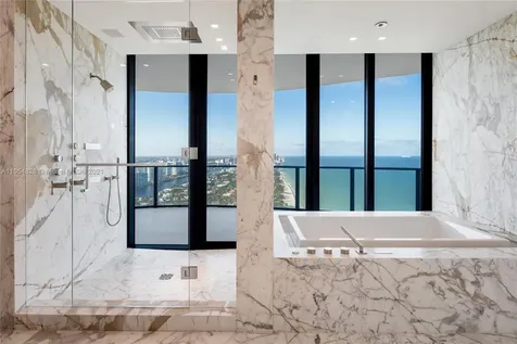 19575 Collins Avenue Sunny Isles Beach FL 33160