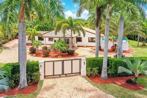 9425 SW 95th Court Miami FL 33176