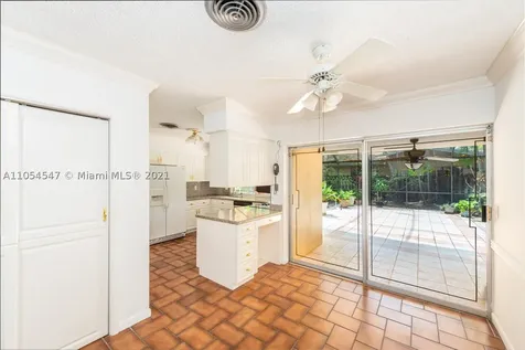 2060 NE 198th Terrace Miami FL 33179
