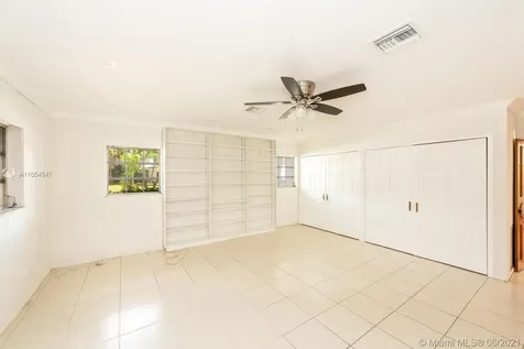 2060 NE 198th Terrace Miami FL 33179