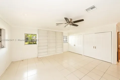 2060 NE 198th Terrace Miami FL 33179