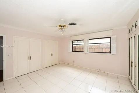 2060 NE 198th Terrace Miami FL 33179