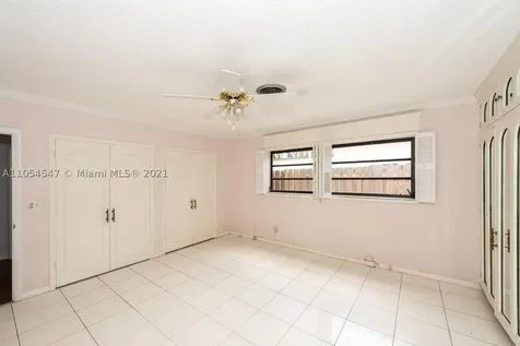 2060 NE 198th Terrace Miami FL 33179