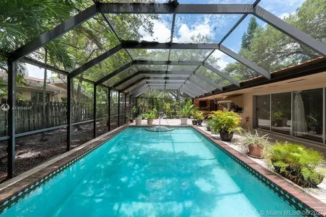 2060 NE 198th Terrace Miami FL 33179