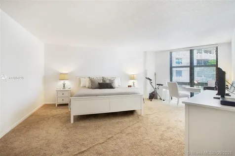 1111 Crandon Boulevard Key Biscayne FL 33149