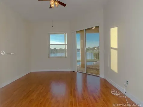 4265 E Seneca Avenue Weston FL 33332