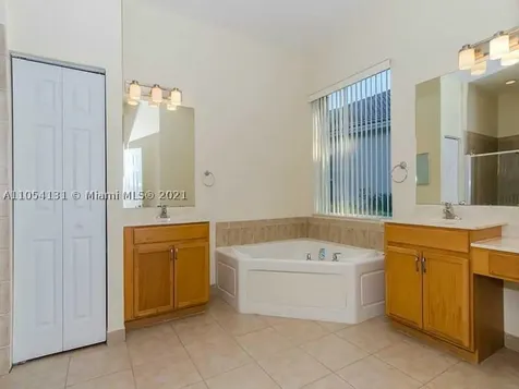 4265 E Seneca Avenue Weston FL 33332