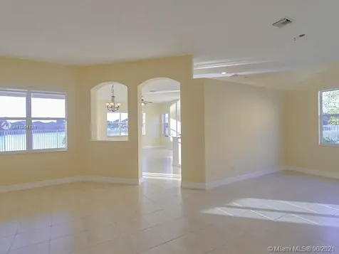 4265 E Seneca Avenue Weston FL 33332