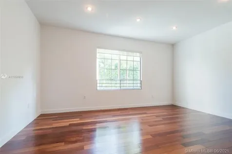 815 Euclid Avenue Miami Beach FL 33139
