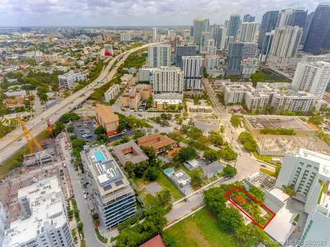 1511 SW 2nd Avenue Miami FL 33129