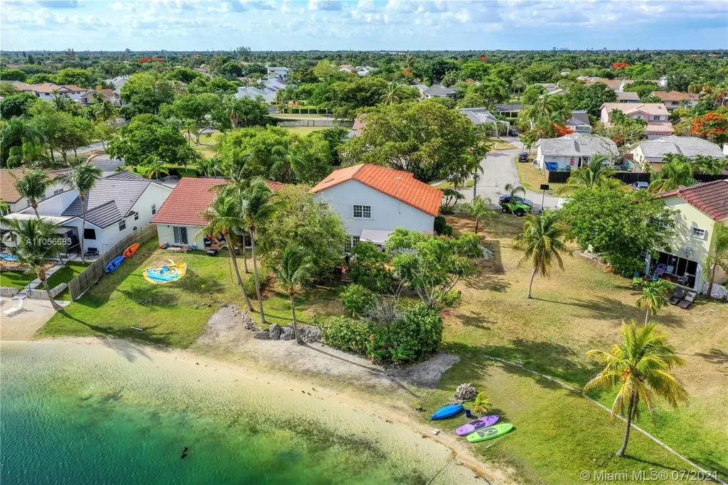 8550 SW 208th Street Cutler Bay FL 33189