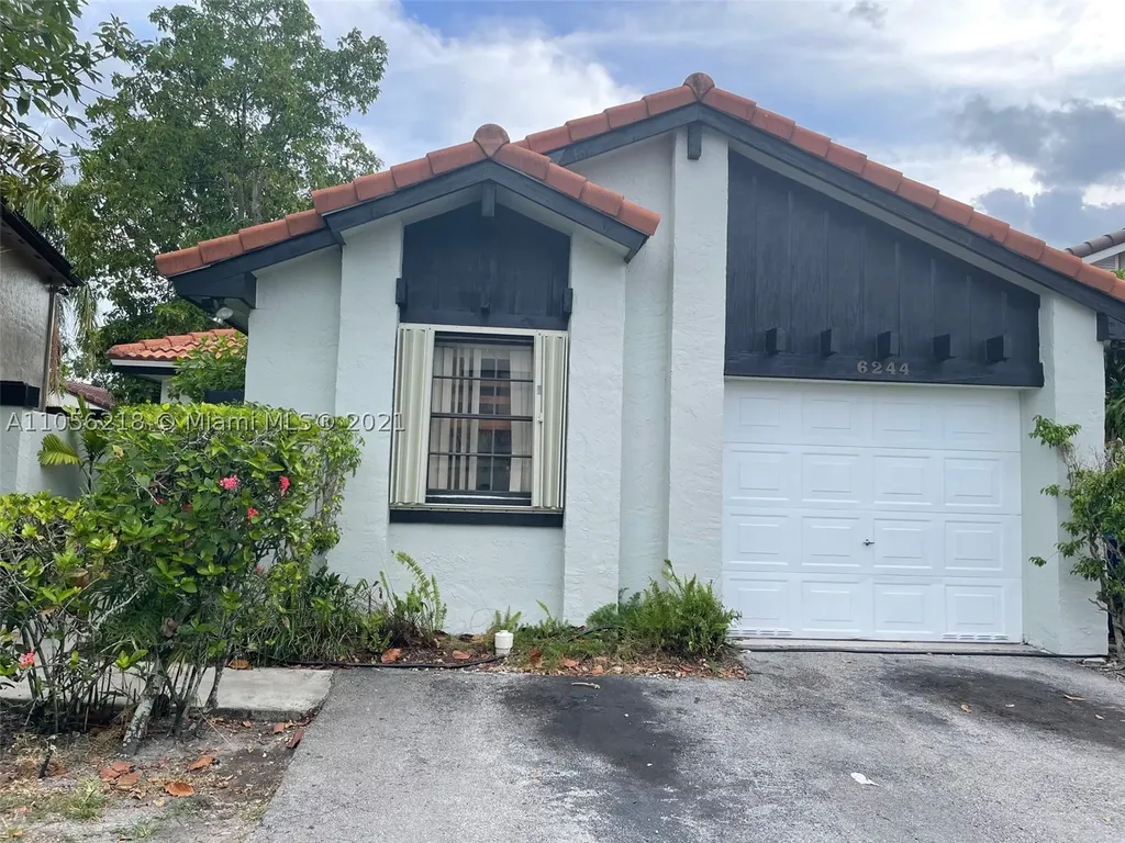 6244 NW 175th Terrace Hialeah FL 33015