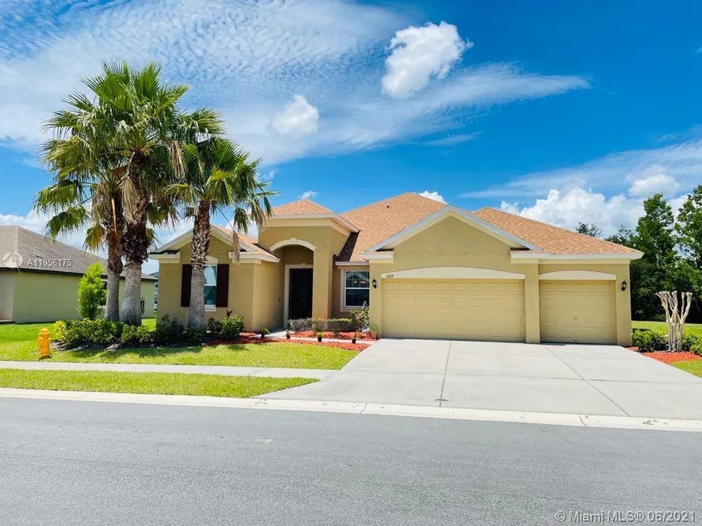 2327 Sebago Drive Lakeland FL 33805