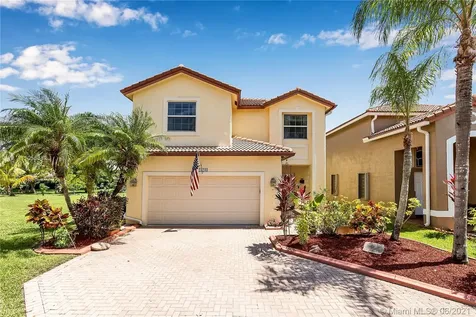 19289 NW 14th Street Pembroke Pines FL 33029