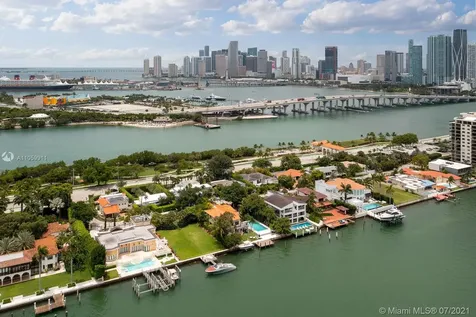 910 N Venetian Drive Miami FL 33139