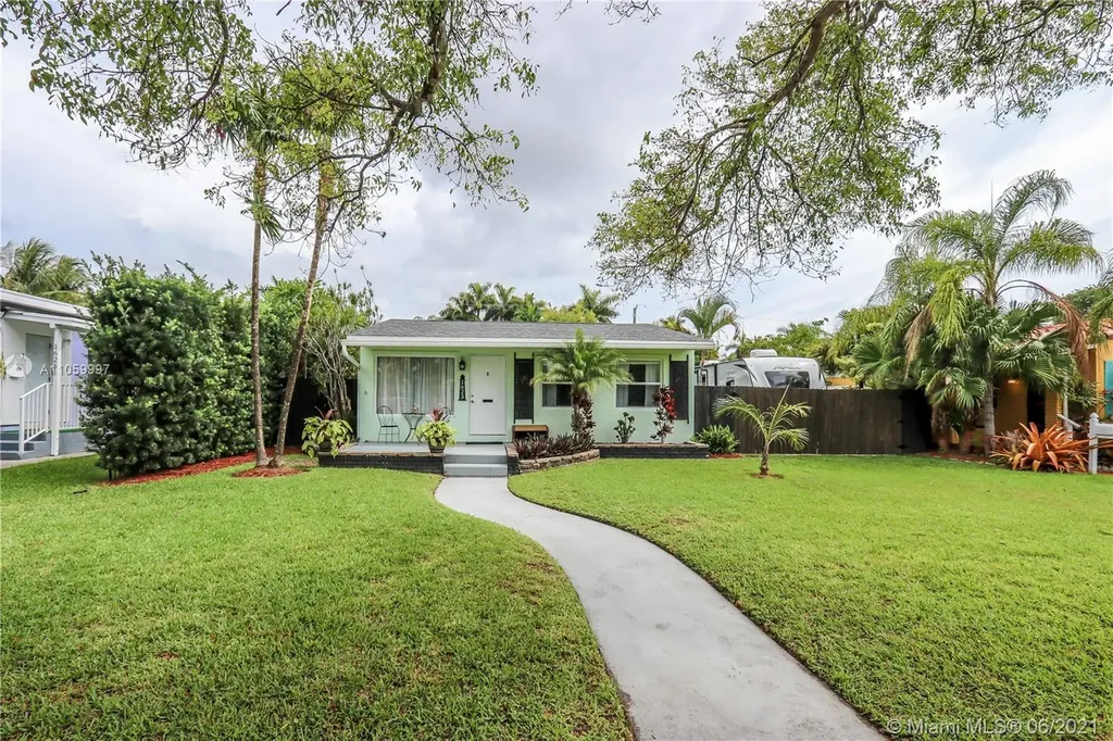 1623 Fletcher Street Hollywood FL 33020