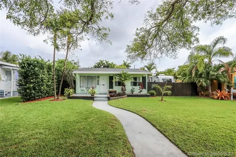 1623 Fletcher Street Hollywood FL 33020
