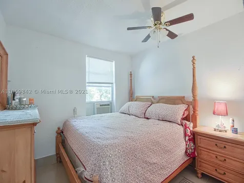 1137 NW 30th Street Miami FL 33127