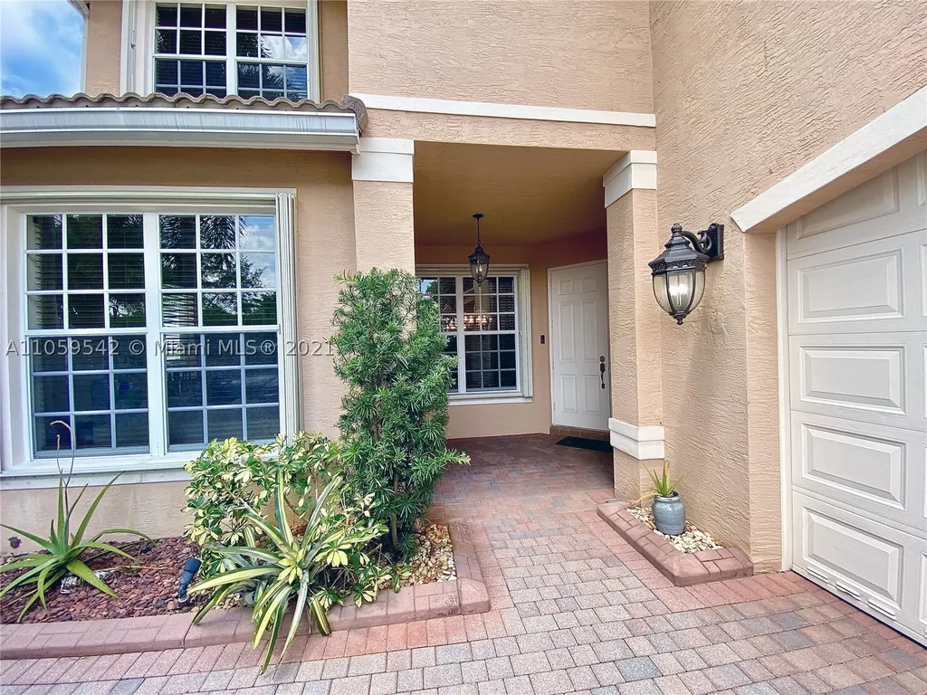 4586 SW 179th Way Miramar FL 33029