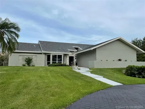 17475 SW 79th Court Palmetto Bay FL 33157