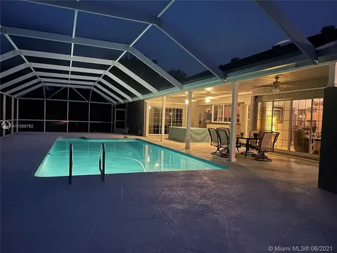 17475 SW 79th Court Palmetto Bay FL 33157