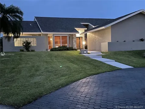 17475 SW 79th Court Palmetto Bay FL 33157
