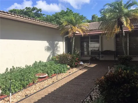 5801 SW 164th Court Miami FL 33193