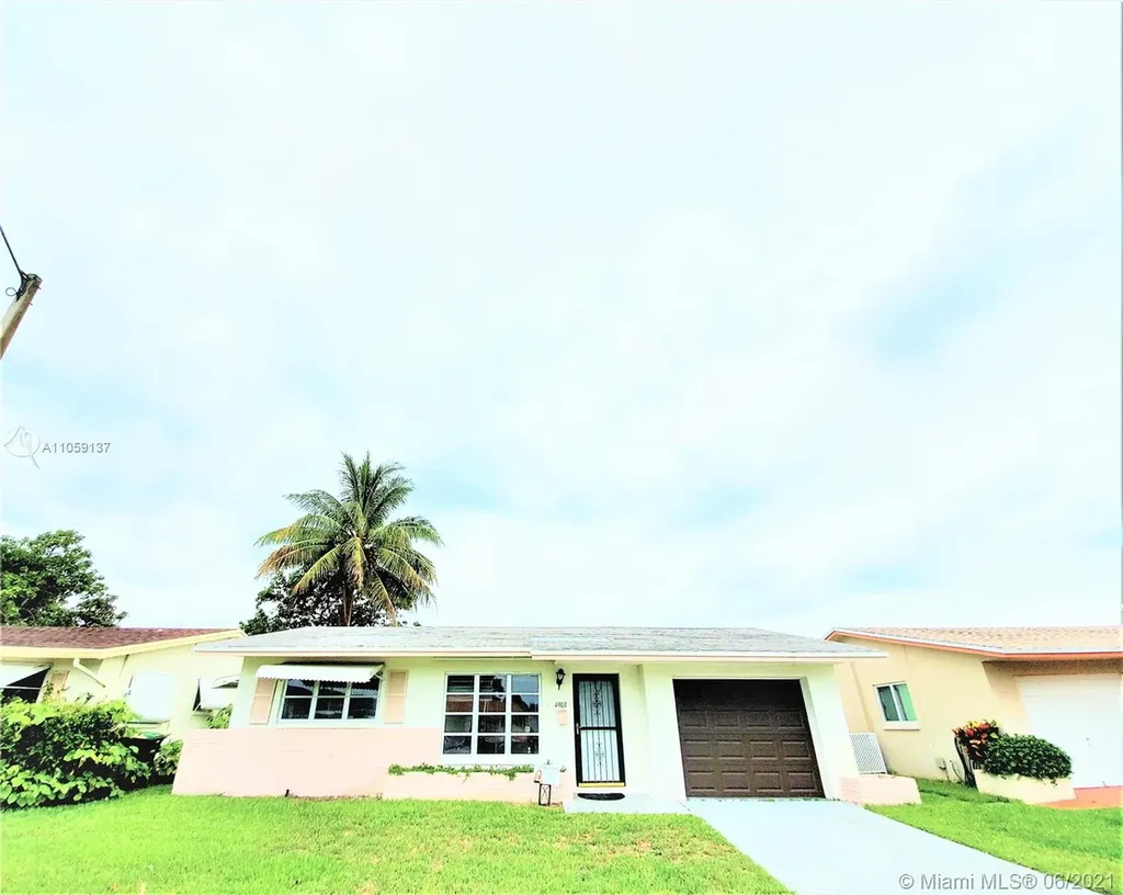 4903 NW 47th Avenue Tamarac FL 33319