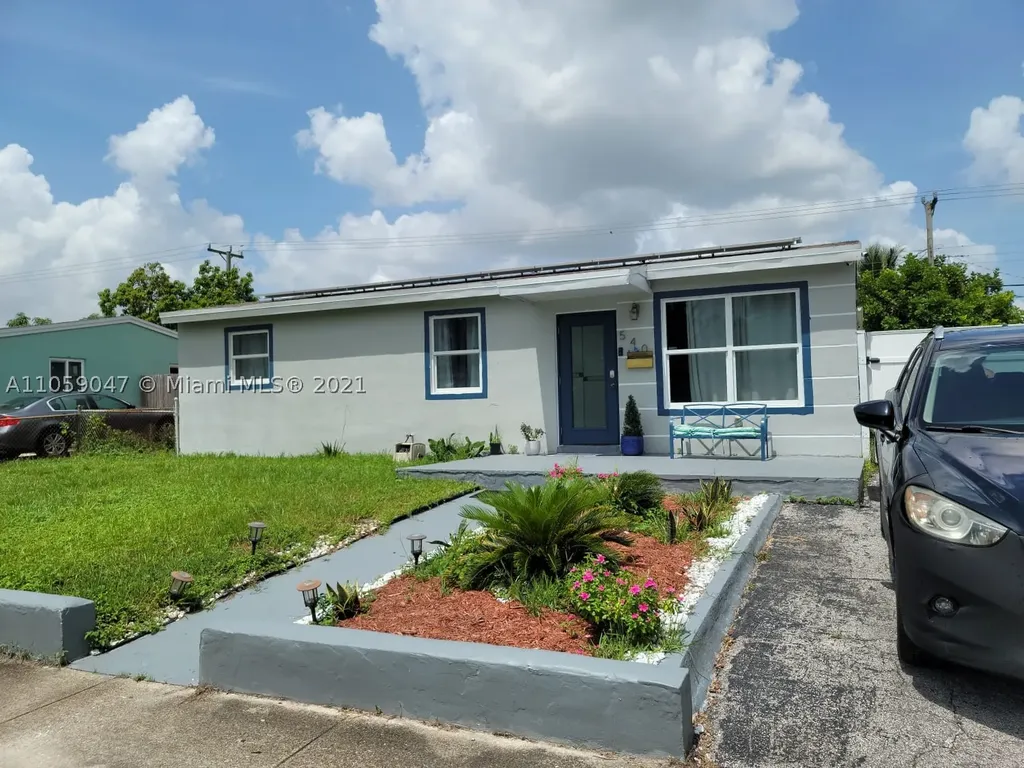 540 N 69th Way Hollywood FL 33024