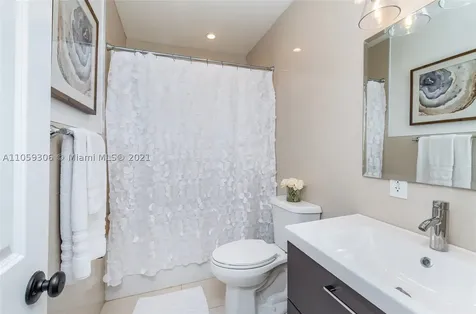 450 Forrest Drive Miami Springs FL 33166