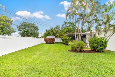450 Forrest Drive Miami Springs FL 33166