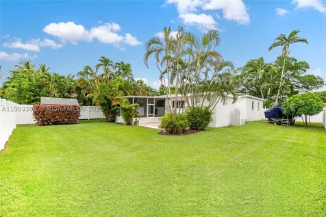 450 Forrest Drive Miami Springs FL 33166