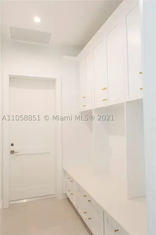 851 SE 11th Court Fort Lauderdale FL 33316