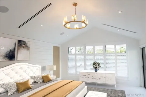 851 SE 11th Court Fort Lauderdale FL 33316