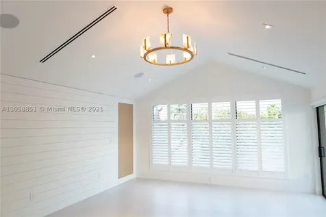 851 SE 11th Court Fort Lauderdale FL 33316