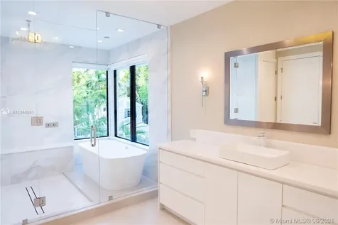 851 SE 11th Court Fort Lauderdale FL 33316
