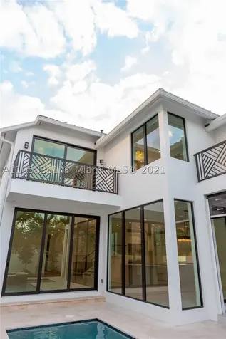851 SE 11th Court Fort Lauderdale FL 33316