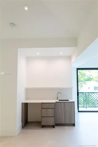 851 SE 11th Court Fort Lauderdale FL 33316