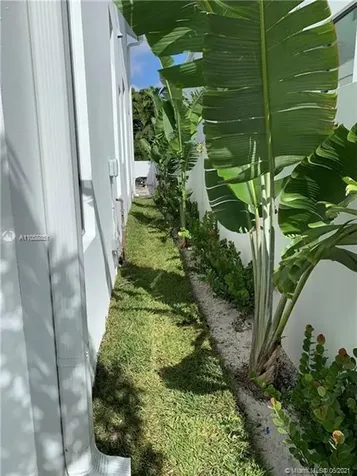 851 SE 11th Court Fort Lauderdale FL 33316