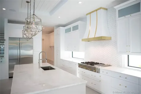 851 SE 11th Court Fort Lauderdale FL 33316