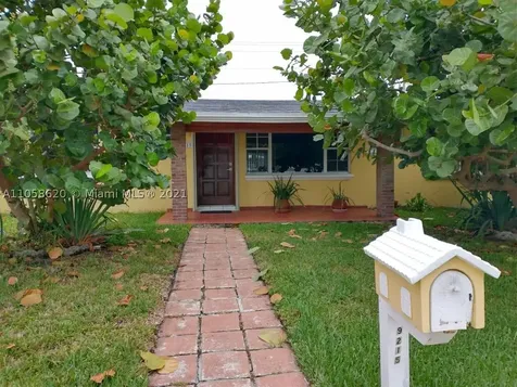 9215 SW 45th Street Miami FL 33165