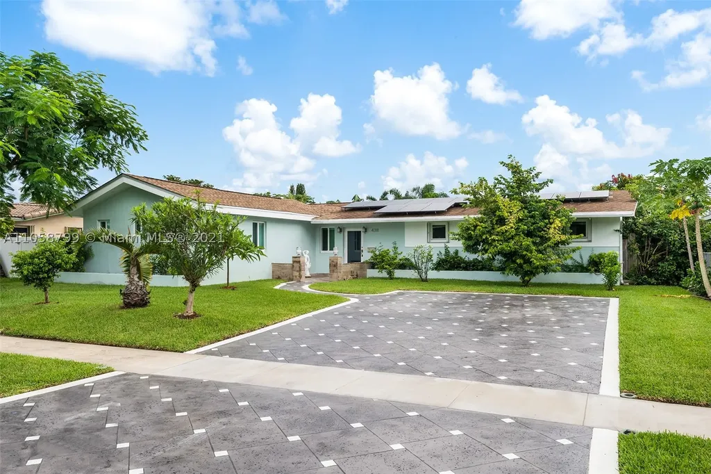4311 Hayes Street Hollywood FL 33021